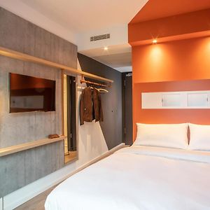 Standard Zimmer mit Queensize-Bett